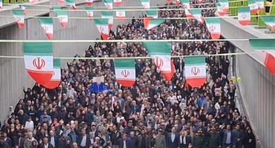  حضور باشکوه مردم ایلام در راهپیمایی ۲۲ بهمن