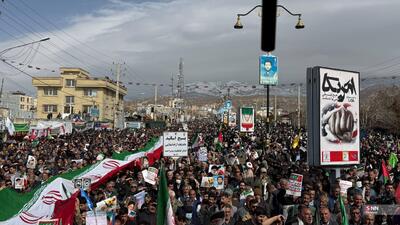  گزارش تصویری از خروش انقلابی مردم یاسوج در ۲۲ بهمن