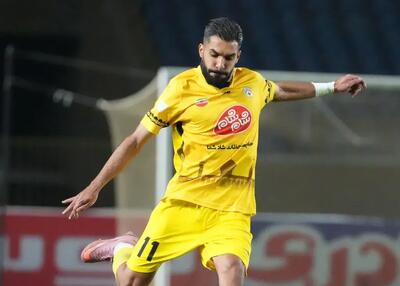  گلزن فجر غایب بزرگ مصاف با استقلالی‌ها