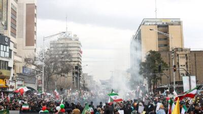  پوشش گسترده هلال احمر در راهپیمایی ۲۲ بهمن/ ارائه ۱۱ هزار نفر خدمت