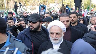  محسنی اژه‌ای: ما مسئولان نباید لحظه‌ای از متن مردم جدا شویم