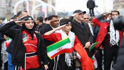  حضور جامعه ورزش کشور در راهپیمایی دشمن شکن ۲۲ بهمن+ تصویر