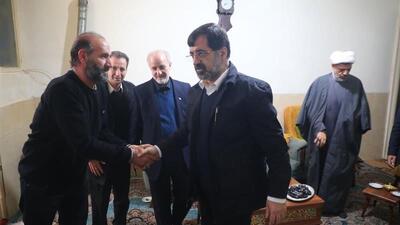  استاندار قم با خانواده شهید «محمد نوری» دیدار کرد