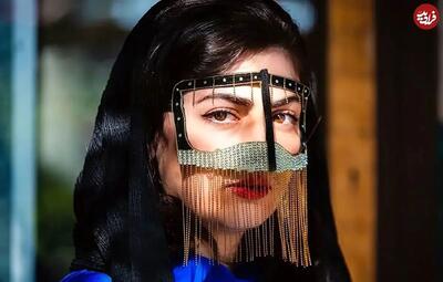  تصویری از انیسِ سریال سوجان در یک باغ موز در چابهار