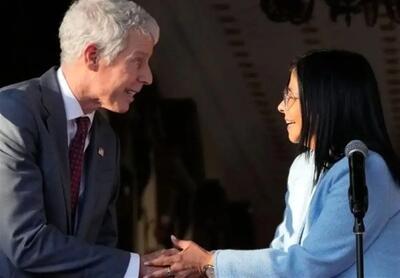  توافق ونزوئلا و آمریکا برای تدوین برنامه همکاری در حوزه انرژی