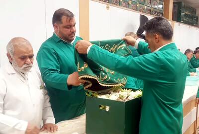  عطر نرگس‌زارهای فارس در «شمیم رضوان»؛ اهدای ۸۰۰۰ شاخه گل نرگس کازرون به نیت امام هشتم (ع)