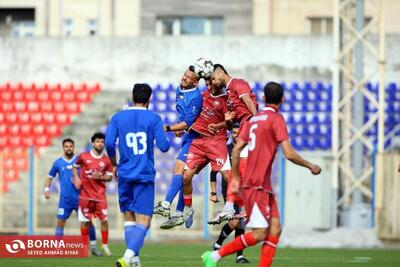  دیدار تیم های فوتبال سپیدرود رشت _ استقلال زاهدان