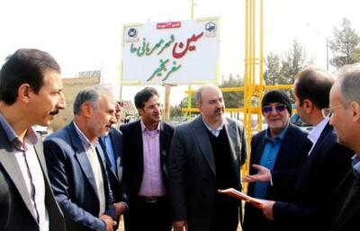  بررسی میدانی مشکلات ارتباطی شهرستان های استان اصفهان توسط معاون وزیر ارتباطات