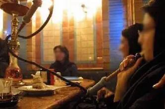  آمار عجیب از رشد مصرف قلیان در بین زنان ایرانی