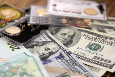  قیمت روز طلا و دلار امروز/ قیمت ها بر مدار کاهش + جدول