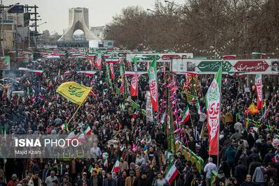  میانگین حضور مردم در راهپیمایی ۲۲ بهمن امسال، ۵۳درصد بود