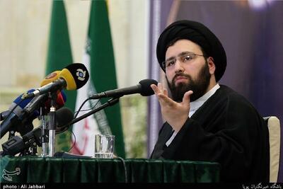  سید علی خمینی: جمهوری اسلامی کارنامه روشنی داشته است/ اگردر ساختن شهرها و روستاها موفقیت نداشتیم، جمهوری اسلامی پس از 50 سال نبود