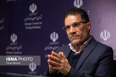  دبیر شورای راهبردی روابط خارجی: جنگی در منطقه رخ دهد،‌ تنگه هرمز بسته می‌شود | برنامه هسته‌ای ایران راه‌حل نظامی ندارد | رایزنی‌های لاریجانی اعتمادساز است | «مسقط یک»، عملیات فریب بود