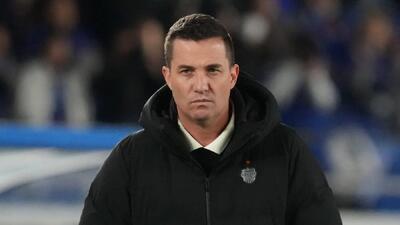  اوسمار یک بازیکن پرسپولیس را اخراج کرد