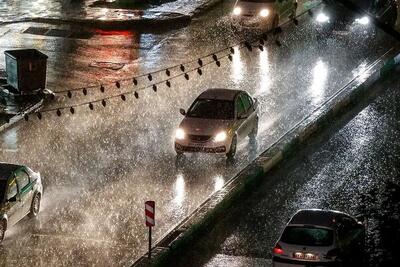  برف و باران در جاده‌های ۱۰ استان/ ترافیک نیمه‌سنگین در چند محور