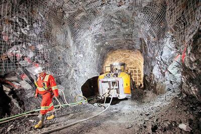  روند صدور مجوز معادن در گلستان  دشوار و پرهزینه است/در مواردی اجرای قانون معادن در استان سلیقه‌ای انجام می‌شود