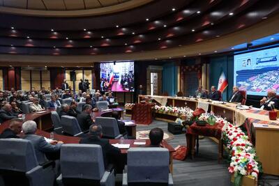  سیاست دولت حرکت به سمت توسعه گسترده انرژی‌های تجدید‌پذیر است