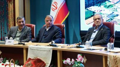  پزشکیان: قوانین و مققرات نباید مانع توسعه شود/ وعده دروغ به کسی نمی دهم که نتوانم اجرا کنم