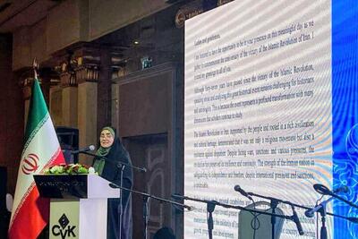  وزیر راه و شهرسازی: انقلاب اسلامی با پشتوانه مردم و تمدن غنی ایران رقم خورد