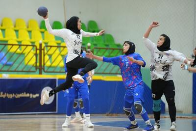  لیگ برتر هندبال بانوان؛ صعود موقت سنگ آهن بافق به صدر