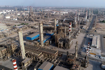  ۱۶ ماه عبور صنعت پالایش از رکود تا بازآفرینی