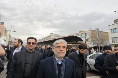  حضور وزیر علوم در راهپیمایی ۲۲ بهمن