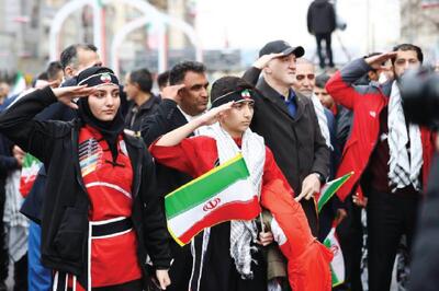  جهان مبهوت پهلوانی و مردانگی ملت ایران