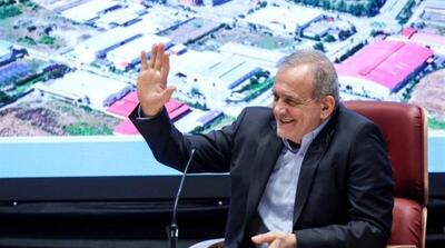  پزشکیان: مردم در راهپیمایی ۲۲ بهمن نشان دادند که گول بلندگو‌های بیگانه را نمی‌خورند - مردم سالاری آنلاین