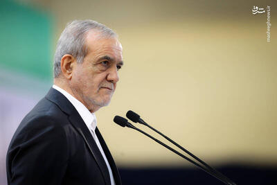  فیلم/ بگومگوی پزشکیان با یکی از حاضران