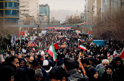  ملت ایران در سالی سخت طومار دشمن را پیچیدند!