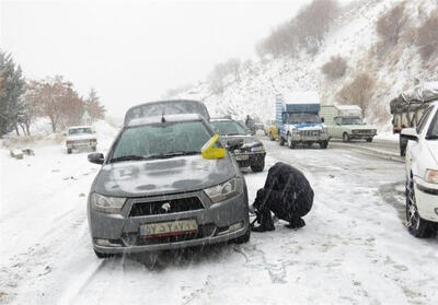  تردد در محورهای کوهستانی زنجان فقط با زنجیرچرخ امکان‌پذیر است