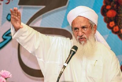  عالم اهل سنت سیستان و بلوچستان: خدا پشت این نظام و رهبری است
