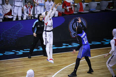  کامل شدن ترکیب مدعیانِ برنده با پیروزی گروه بهمن - پارس فوتبال