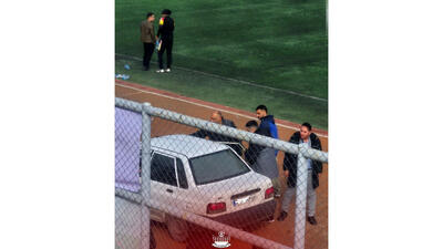  اتفاقی عجیب در لیگ دسته 3 فوتبال ایران / مصدوم با پراید منتقل شد!