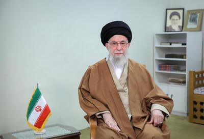  حضرت آیت ‎الله خامنه‌ای: ملت عزیز ایران دشمنان را مأیوس کردید/ همه انسجام ملی را حفظ کنیم، این انسجام ملی خیلی قیمتی است + فیلم