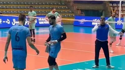  حرکت عجیب بازیکن چادرملو برای متوقف کردن بازی