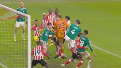  گل اول لیورپول به ساندرلند توسط فن دایک