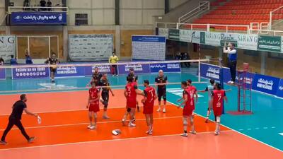  از اعتراض شدید تا پرتاب اشیاء به درون زمین