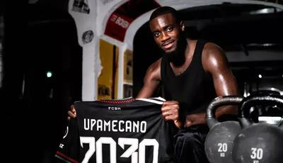  اوپامکانو با بایرن تمدید کرد