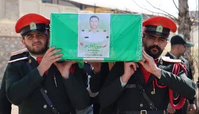  پیکر شهید امنیت «موسی آقایی فرد» در خرم‌آباد تشییع و خاکسپاری شد