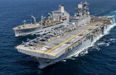  بزرگترین ناو جهان به مرزهای ایران اعزام شد