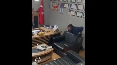  نجات فوری با مانور هایملیخ در دفتر کار