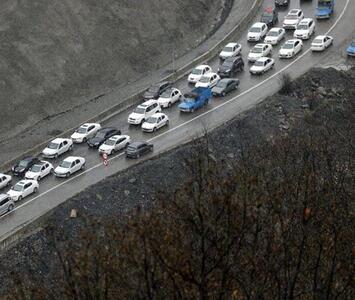  جاده چالوس و آزادراه تهران- شمال یک طرفه شد