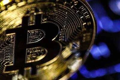  آیا بیت‌کوین به کانال ۱۰ هزار دلار سقوط می‌کند؟