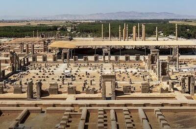  روی دیواره‌های تاریخی یادگاری بنویسید، مجازات می‌شوید