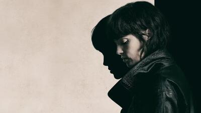  نمایش فیلم سینمایی او در تاریکی قدم برمی دارد از شبکه چهار