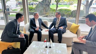  گفت وگوی تلفنی وزیر خارجه قبرس با عراقچی درباره مذاکرات هسته‌ای / کنستانتینوس کمبوس: آماده هرگونه مساعدت در روند مذاکرات هستیم