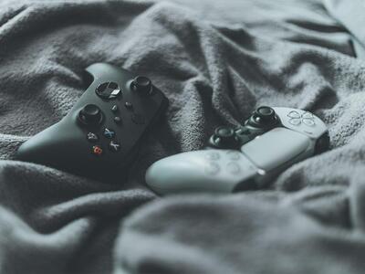  PS5 یا Xbox Series X؟ کدام کنسول برای گیمرهای ایرانی بهتر است؟ | گیمفا