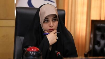  منابع پرداخت معلمان باید پایدار و شفاف باشد