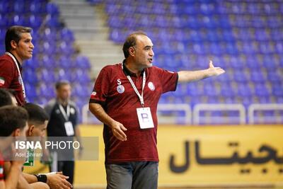  سرمربی پرواز: در نیمه دوم اسیر بی‌تجربگی شدیم/ هدف ما حفظ بازیکنان جوان در دوران سربازی‌ست